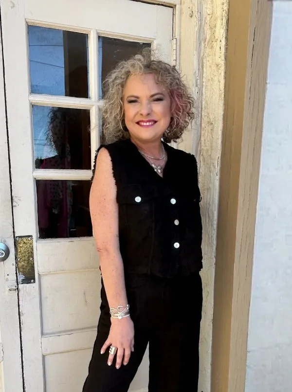 *FINAL SALE* Linen Vest - Multiple Colors