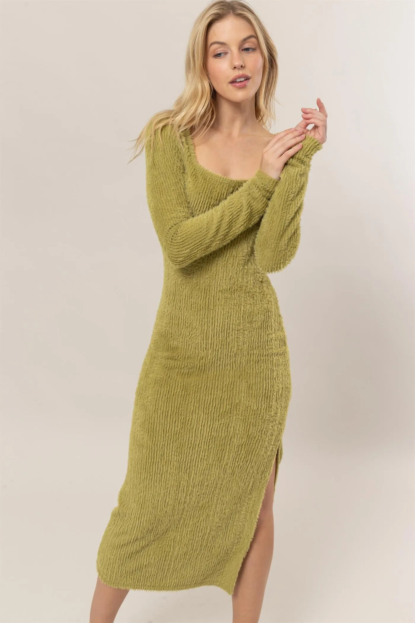 HF24F839-Fuzzy Knit Midi Dress