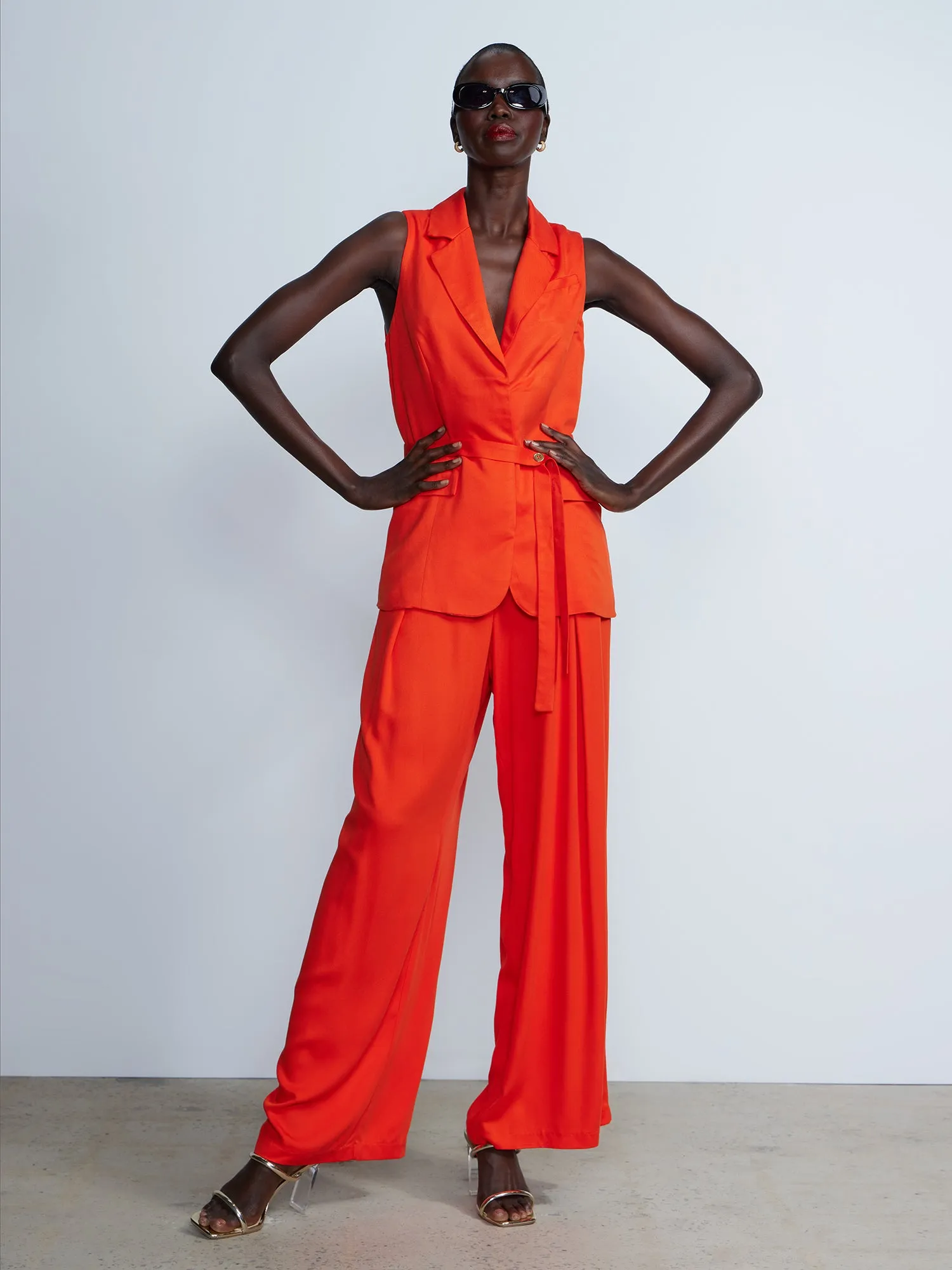 Sleeveless Notch Lapel Belted Vest