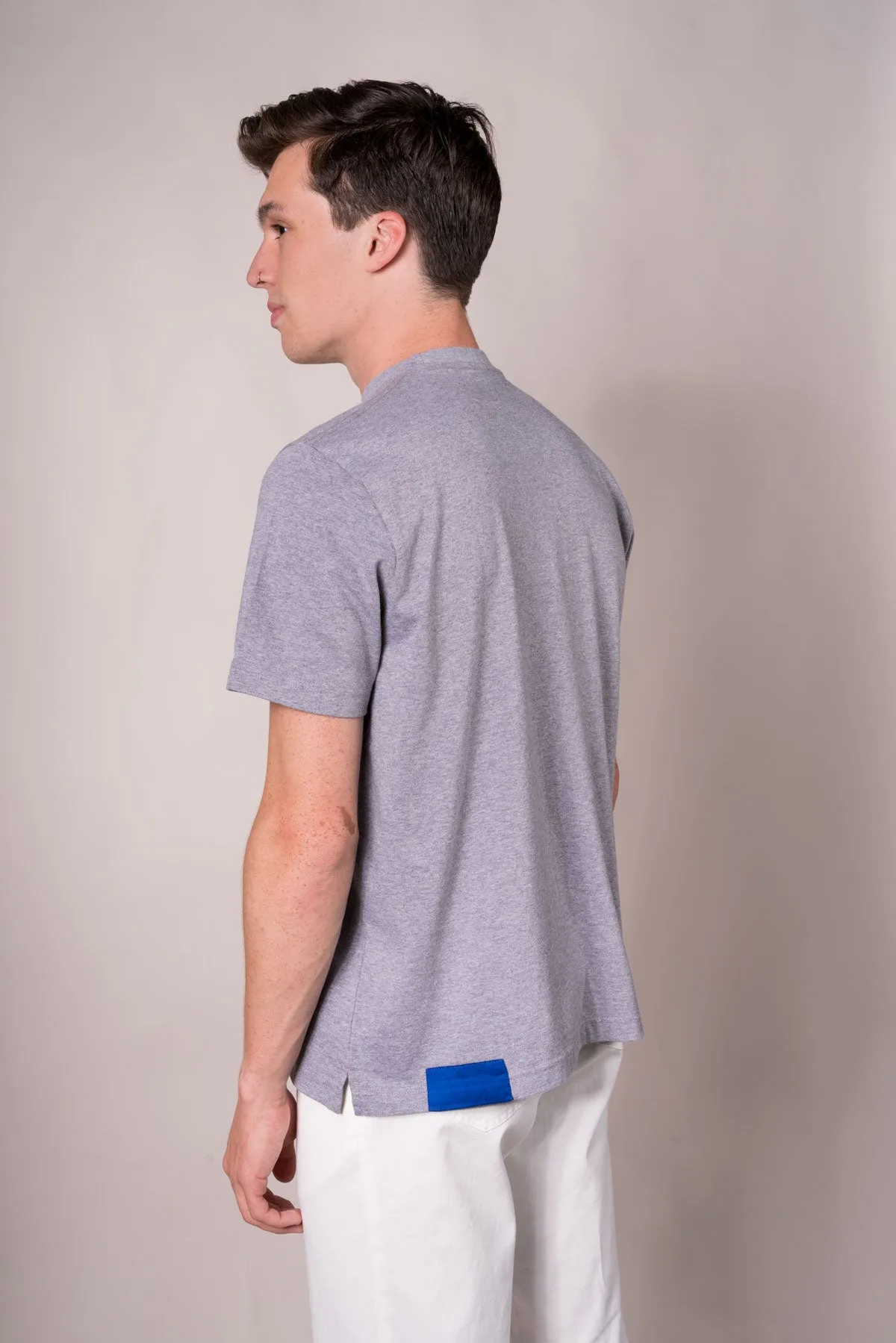 UNIVERSITY GREY SHORT SLEEVE T-SHIRT
